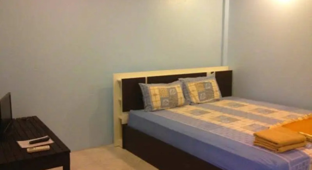 Laem Din Guest House, Забронировать Гостевой дом Отели Самуи с парковкой, Парковка