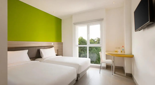 Standard Twin room Amaris Hotel Darmo Surabaya