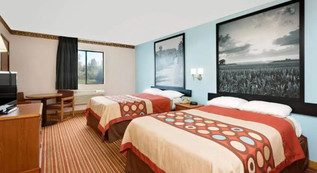 Четырёхместный номер Standard Super 8 by Wyndham Rock Port MO