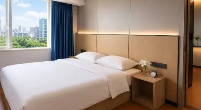 Люкс Jiasihua Business Hotel