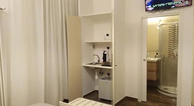 Номер Standard с балконом DomuS al Corso con servizio B&B