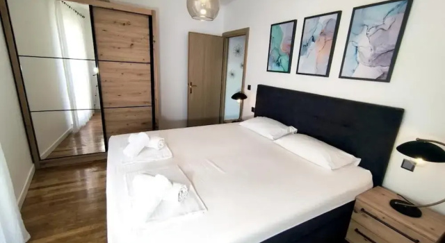 Plaza - Close to the Beach - A1, Rezerwuj Hotel Hotele w Split-Dalmatia County z parkingiem, Parking