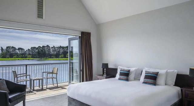 Номер Standard с видом на озеро Peppers Clearwater Resort