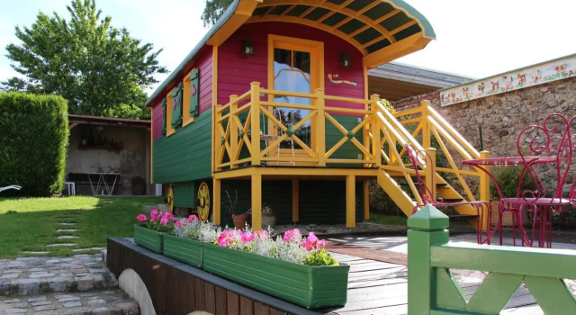 Roulotte la Dominique, Buchen Sie Gasthaus Mini-Hotels in Aquitanien, Gasthaus