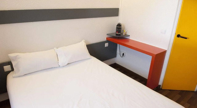 Egg Hotel Goussainville CDG