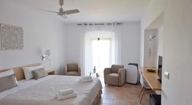 Люкс Hostal la Salut de Terrades