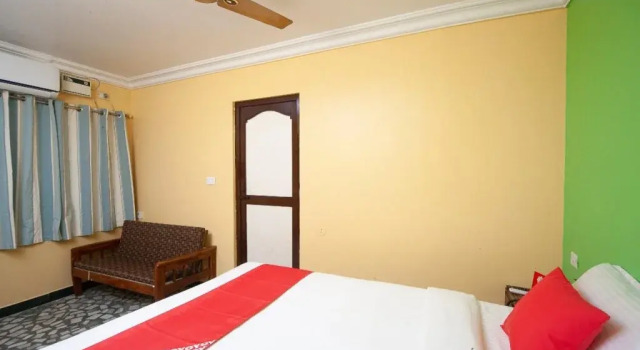 Sruthi Residency By OYO Rooms, Забронировать Отель Отели штата Тамилнада 3 звезды, 3*