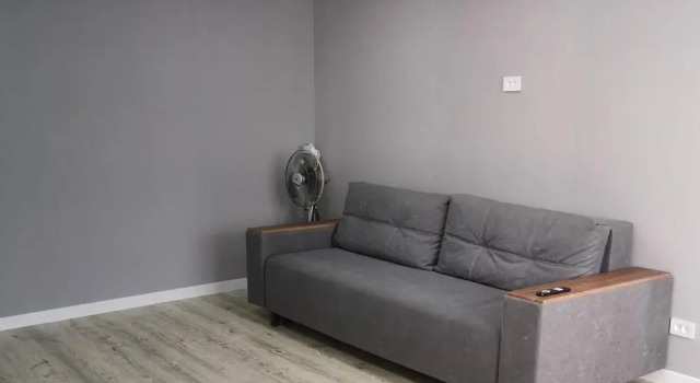 One-bedroom apartment in the city center after renovation for those who appreciate comfort, Book Lejlighed Shadrinsk 