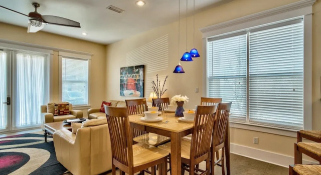 Miramar Beach Villas 106 290100 by RedAwning, Rezerwuj Hotel Hotele w Emerald Coast z parkingiem, Parking