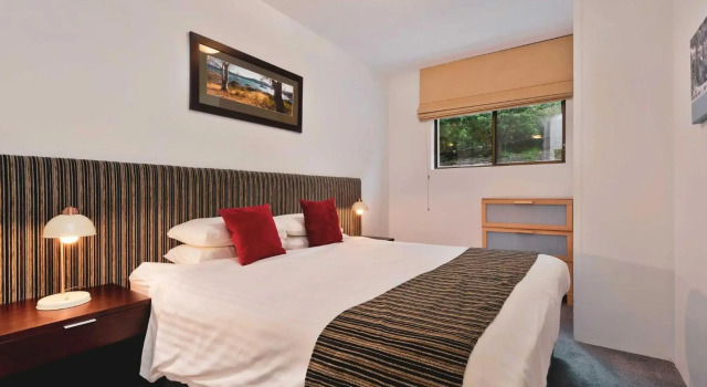 Lantern 2 bedroom Terrace with panoramic mountain view