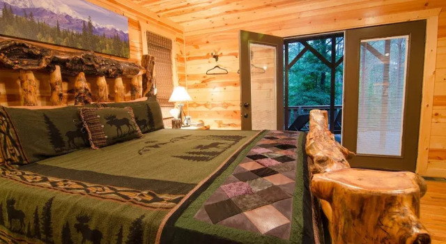 Denali Private Cabin Includes Xbox, Hot Tub, and Stone Pizza Oven by Redawning, Boek Hotel Broken Bow Oklahoma