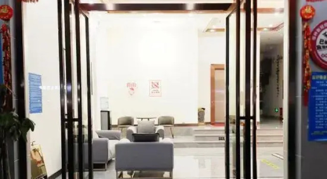 Haoyue Hotel, Rezerwuj Hotel Hotele w Nanning z parkingiem, Parking