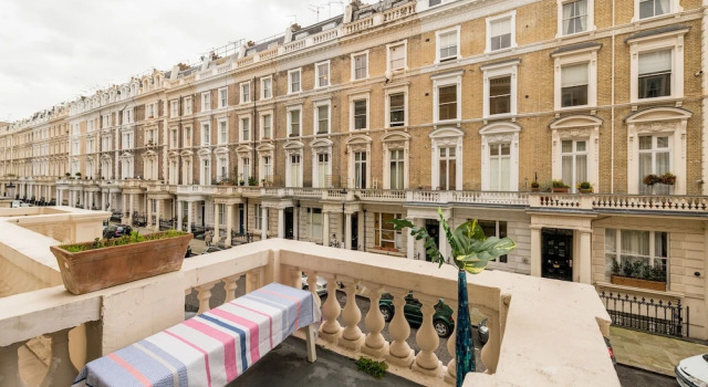 Апартаменты Clarincarde Gardens Apartment
