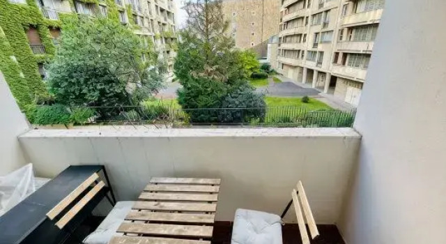 Studio 650m to Trocadéro Tour Eiffel, Забронировать Отель Париж Иль-де-Франс, рядом с Maison de Balzac