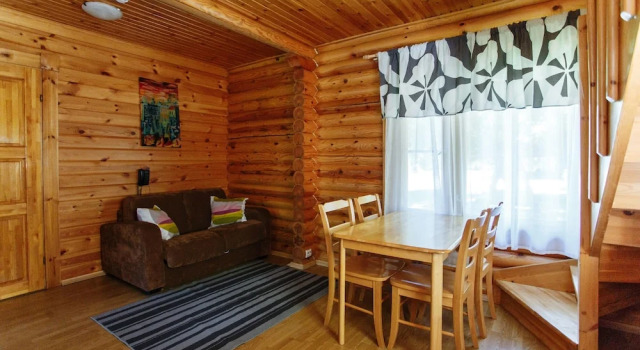 Коттедж с 3 комнатами База Отдыха Green Village