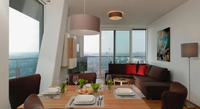 Апартаменты Triiiple Suites Level 21 mit Balkon und Tiefgarage
