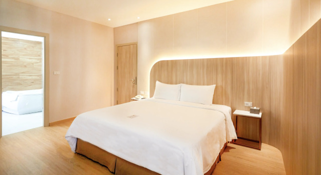 Golden City Rayong Hotel, Забронировать Отель Районг провинция Районг