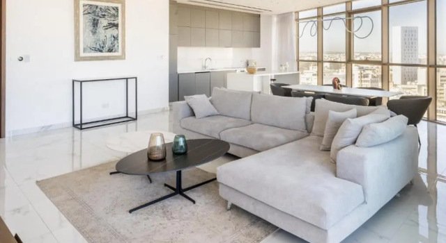 360 Nicosia - Luxury Apartment Panoramic View, Забронировать Апартаменты/квартира Отели Никосии с бассейном, рядом с Ministry of Foreign Affairs - Nicosia, Бассейн