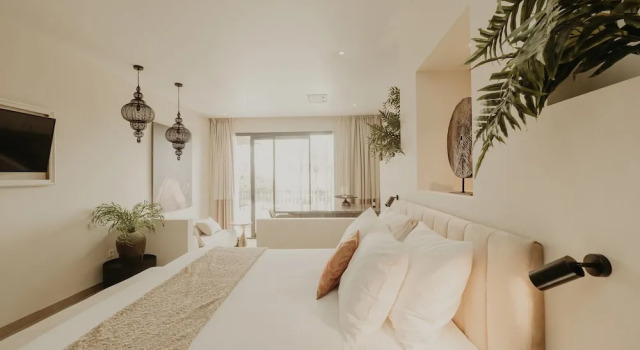 Студия Superior Silken Comfy Studios Hotel