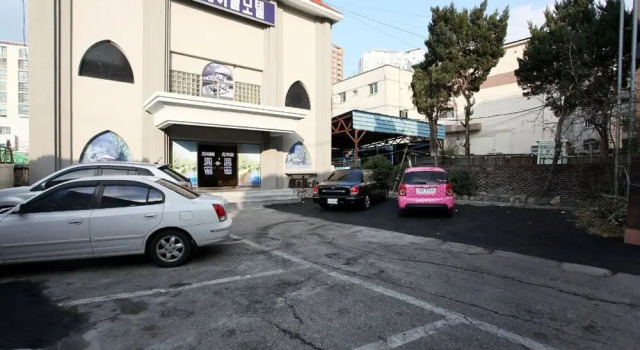 Chuncheon Sable, Rezerwuj Hotel Hotele w Chuncheon z parkingiem, Parking
