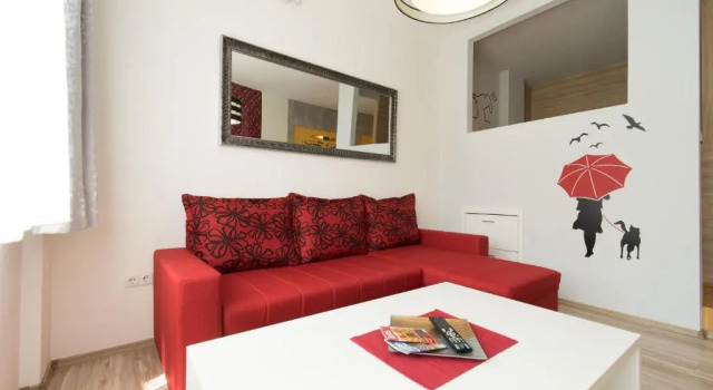 Apartment Mango, Забронировать Апартаменты/квартира Отели Сараево с парковкой, рядом с Old Sarajevo Clock Tower, Парковка