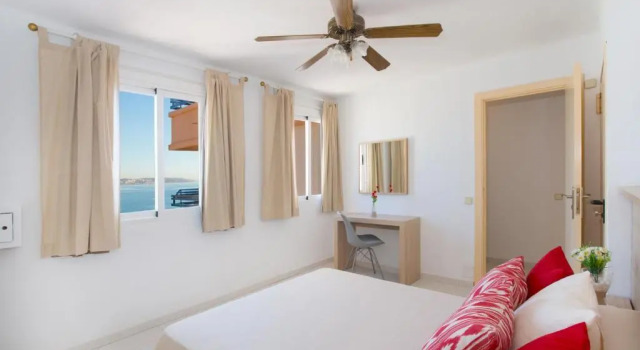 Apartamentos Calablanca