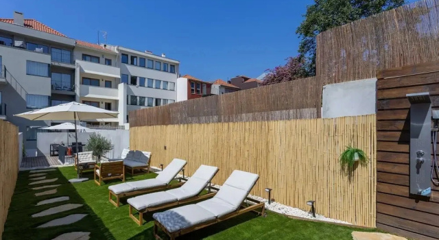 Liiiving in Porto - Pool Paradise Apartment C, Забронировать Апартаменты/квартира Порту Регион Порту, рядом с Приходская церковь Богоматери Непорочного Зачатия