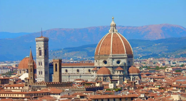 Апартаменты Superior LOFT Silent Terrace 8 Minutes Duomo