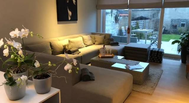 Апартаменты Home Bruges Cosy Comfort Modern Couple Privacy walking distance City center Kitchen Terrace Garden