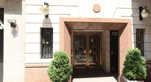Sutton Court Hotel Residences, Забронировать Отель Отели Нью-Йорка 3 звезды, рядом с Манхэттенский колледж «Мэримаунт», 3*