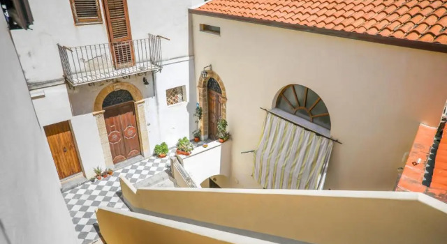 Terrazza Azzurra, Забронировать Апартаменты/квартира Чефалу Madonie Regional Natural Park, рядом с Собор Чефалу