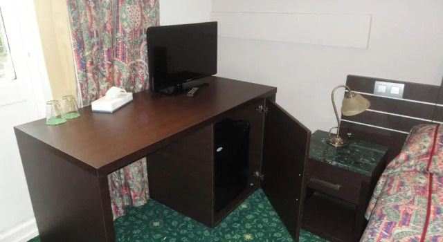 Четырёхместный номер Superior Hotel Lauberge Du Souverain