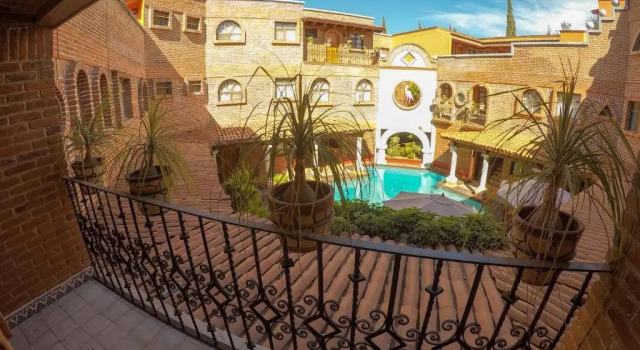 Полулюкс Suites Paraiso Tequis