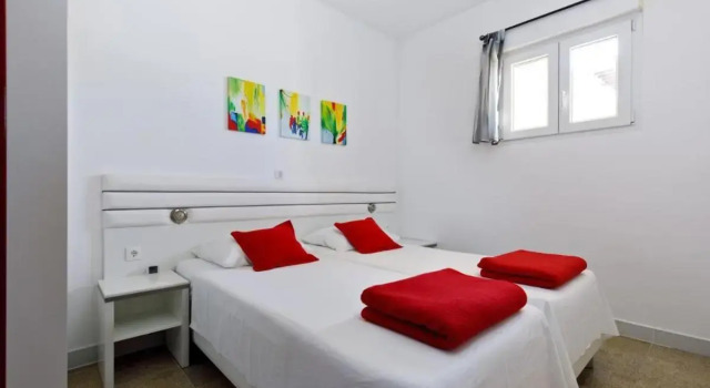 Fully Equiped Apartments for 3 Adults, Prenota Appartamento Hotel a Croatian Islands con piscina, Piscina