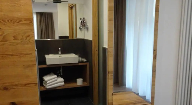Active Alm Hotel