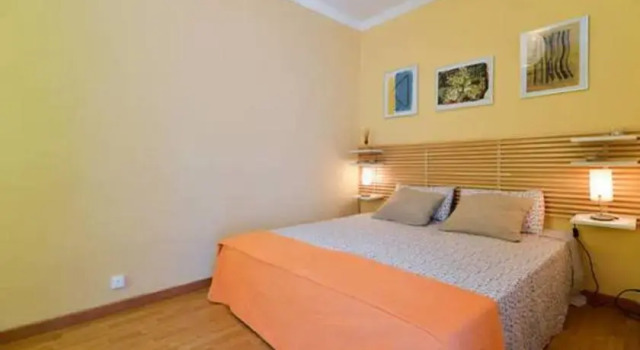 Apartment Meridiana, Забронировать Апартаменты/квартира Отели Барселоны с парковкой, рядом с Станция метро Clot, Парковка