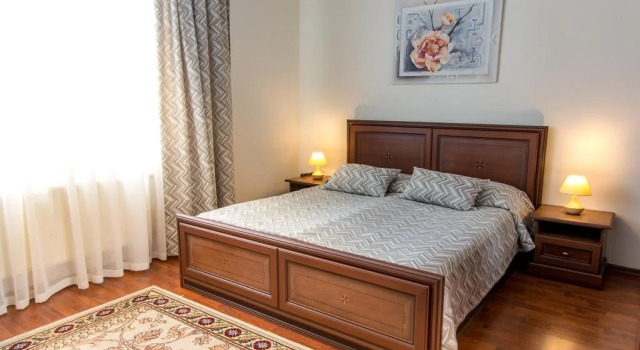 Hotel Europa, Prenota Hotel Truskavec' 