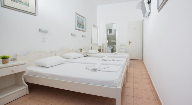 Louiza Hotel