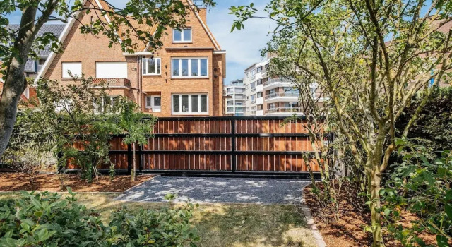 Villa in Koksijde With Sunny Garden, Rezerwuj Willa Hotele w Bruksela z parkingiem, Parking