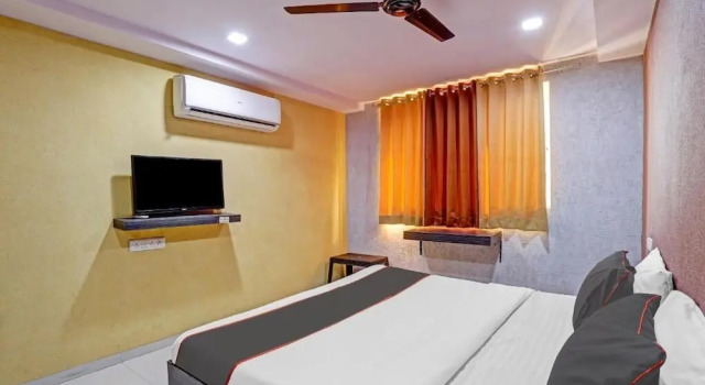 Номер Deluxe Hotel Mayura Ankleshwar