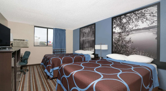 Standard Vierer Zimmer Super 8 by Wyndham Willmar