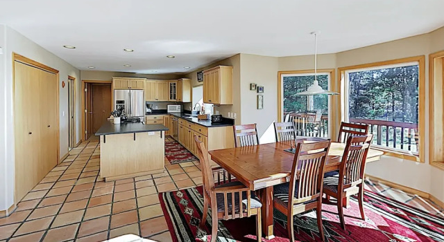 New Listing! All-suite Riverside Getaway W/ Dock 3 Bedroom Home