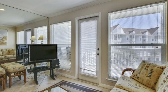 Seascape 1221 1 Bedroom Condo by RedAwning