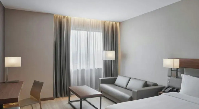 Двухместный номер Standard AC Hotel by Marriott Saltillo