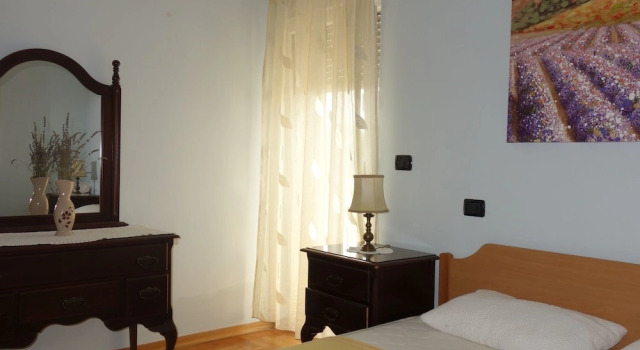Elizabeta, Забронировать Отель Лижнян Pula Riviera