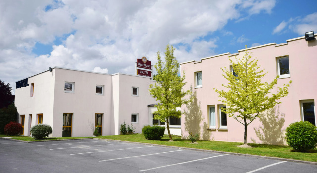 Best Hotel Reims La Pompelle, Rezerwuj Hotel Reims 