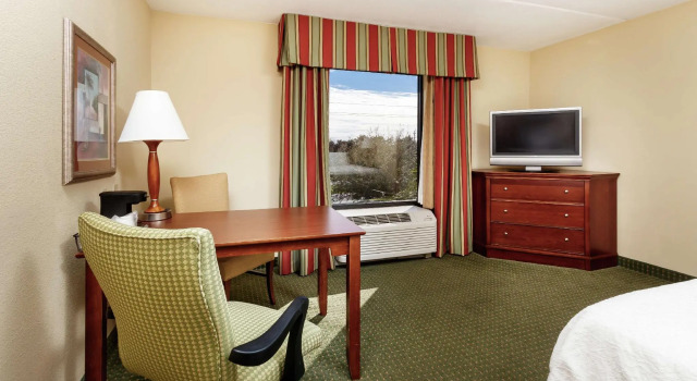 Двухместный номер Standard Hampton Inn & Suites Navarre