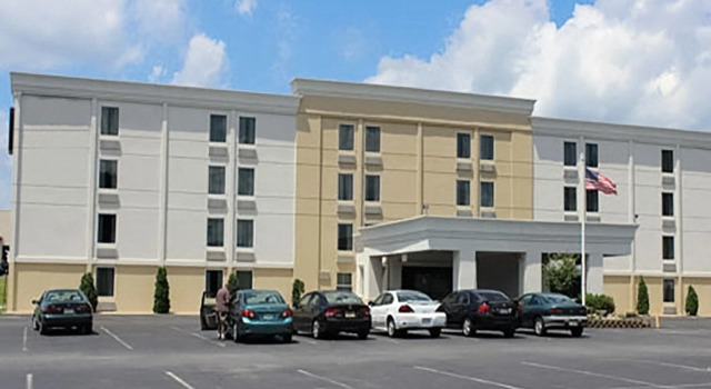 Quality Inn Easton, Book Hotel Hoteller i Easton med parkering, Parkering