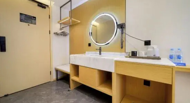 Люкс Deluxe JiFengSmartEnjoymentHotel
