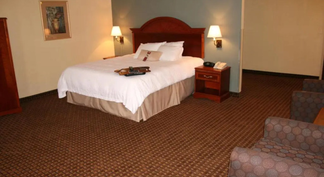 Студия Hampton Inn Cincinnati Airport-North